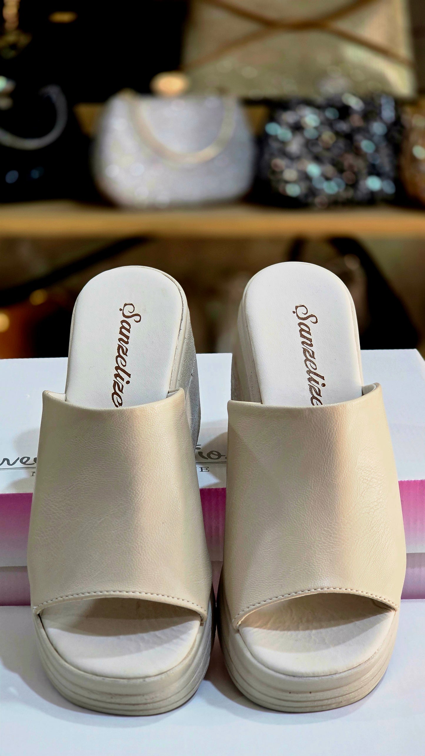 Tek Bant Kalın Topuklu Kadın Ayakkabı