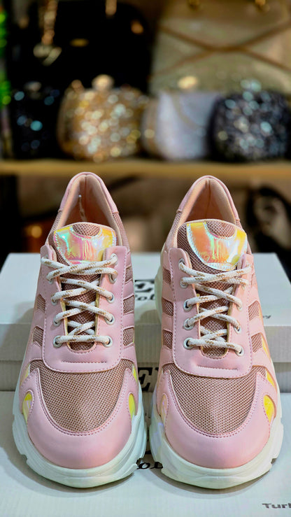 Kalın Tabanlı Kadın Spor Ayakkabı