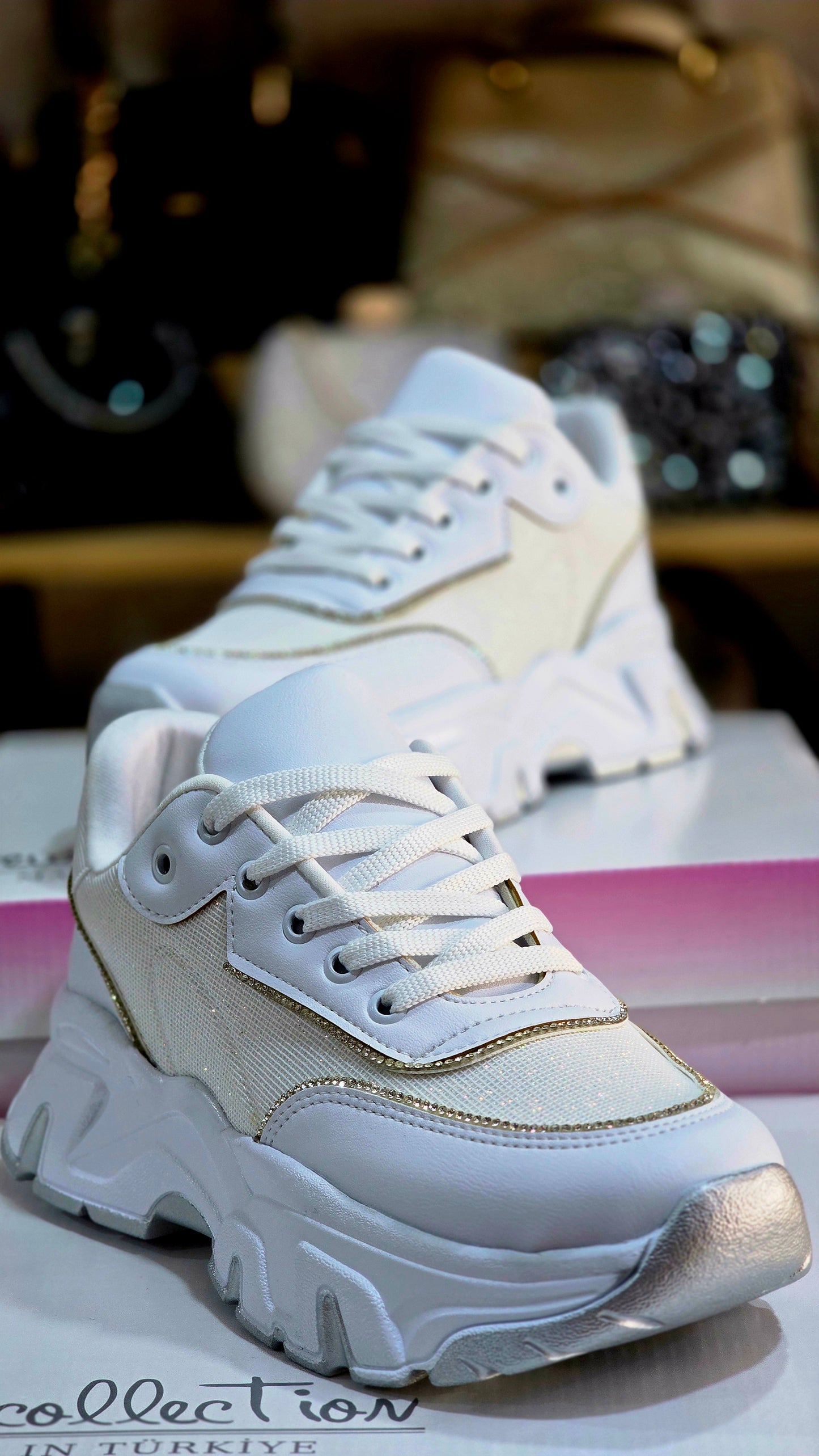 Yüksek Tabanlı Bağcıklı Kadın Spor Ayakkabı