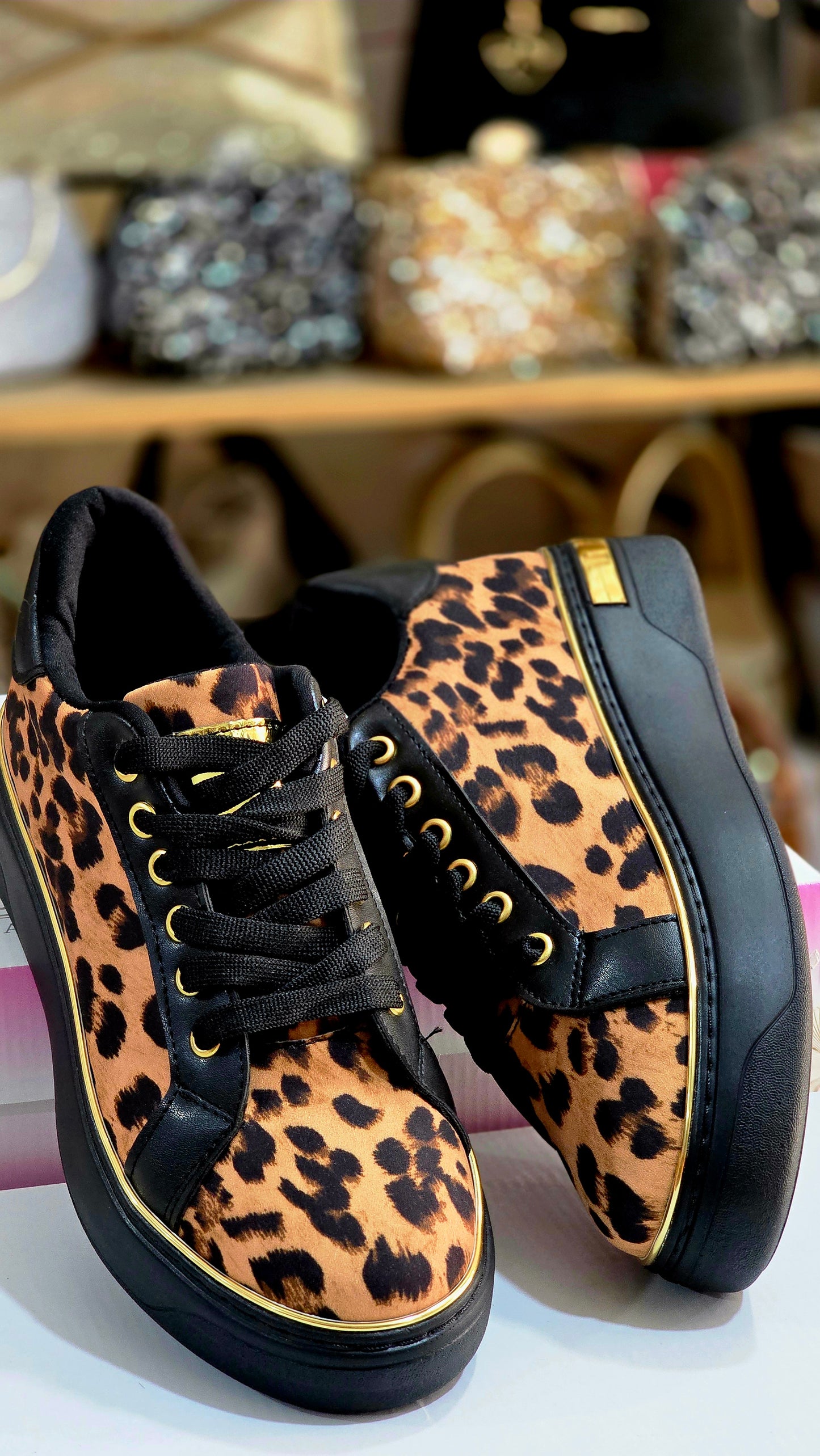 LEOPAR Desenli Kadın Spor Ayakkabı