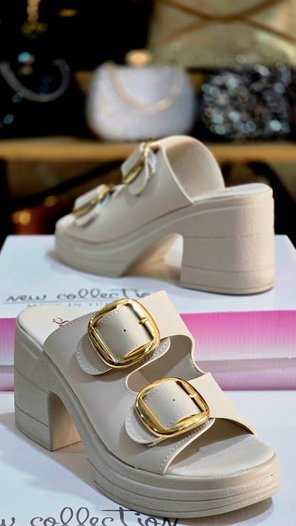 Toka Detaylı Kalın Topuklu Kadın Ayakkabı