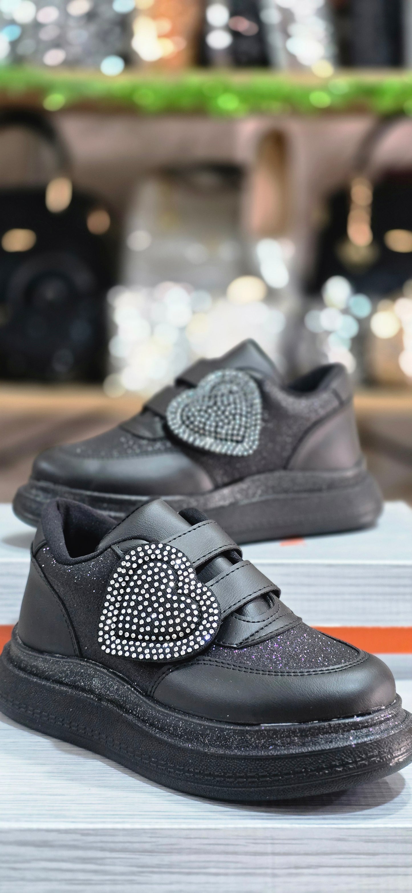 Kalpli Cırtlı Çocuk Spor Ayakkabı