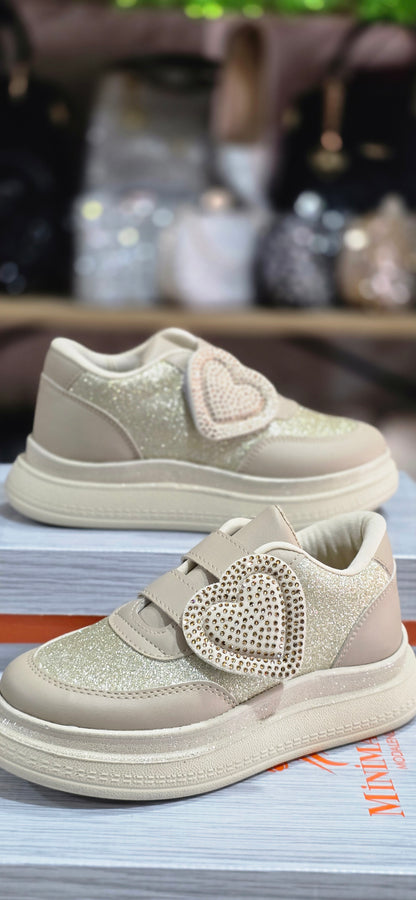 Kalpli Cırtlı Kız Çocuk Spor Ayakkabı