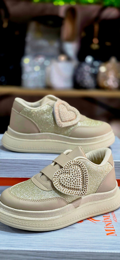 Kalpli Cırtlı Kız Çocuk Spor Ayakkabı