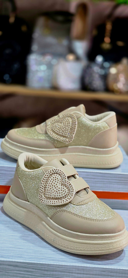 Kalpli Cırtlı Kız Çocuk Spor Ayakkabı