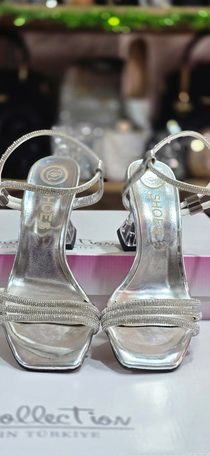 Taş Detaylı Şeffaf Topuklu Sandalet & Terlik