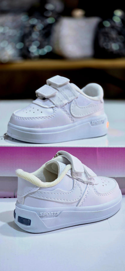 Snekaers Cırt Bantlı LED'li Çocuk Spor Ayakkabı