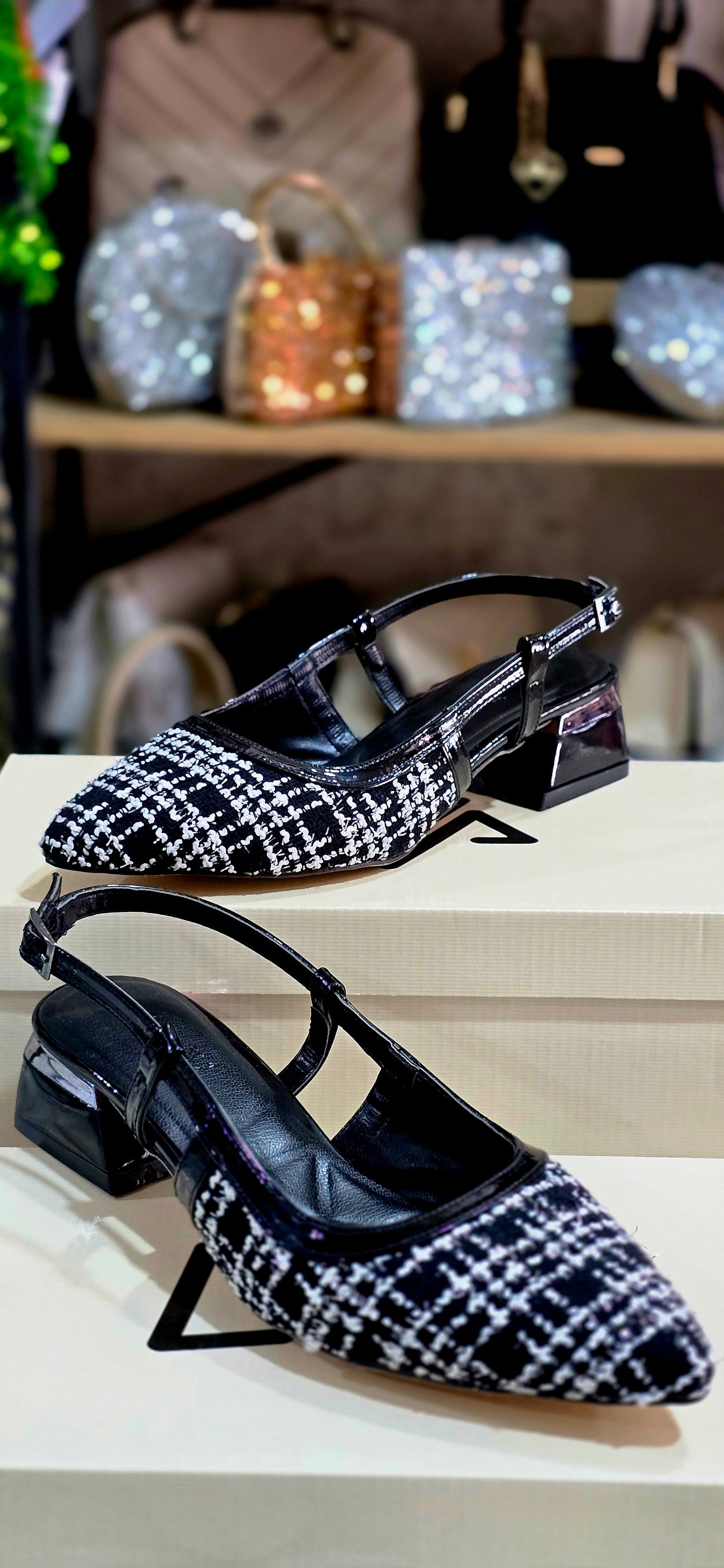 Tweed Collection Şık Tasarım Tweed Kumaş Sivri Burun Kadın Topuklu Ayakkabı