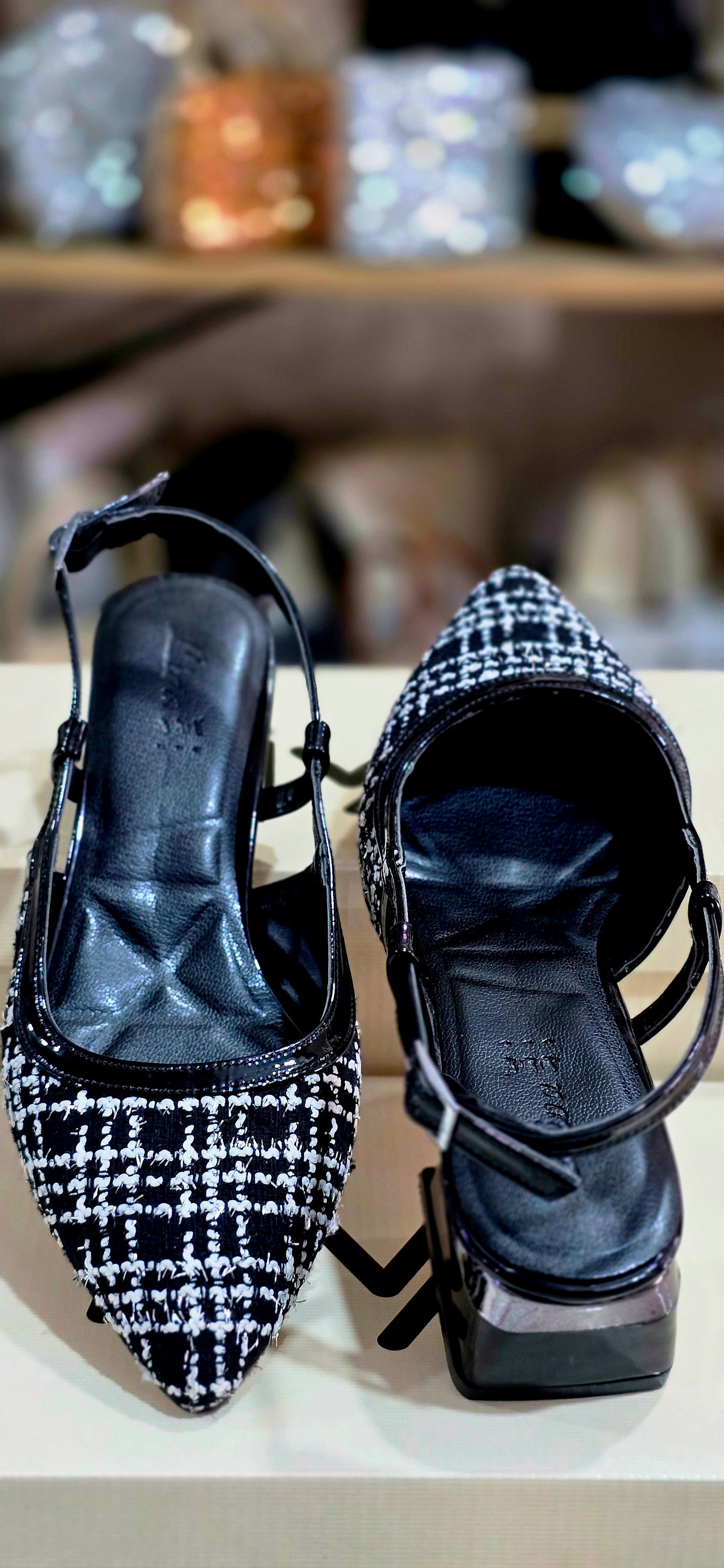 Tweed Collection Şık Tasarım Tweed Kumaş Sivri Burun Kadın Topuklu Ayakkabı