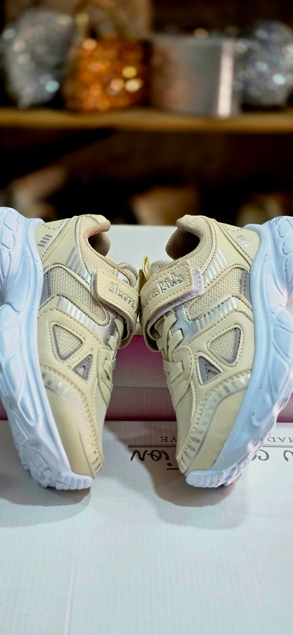 Almera Kids Rahat Kalıp Çocuk Spor Ayakkabı – Beyaz Taban