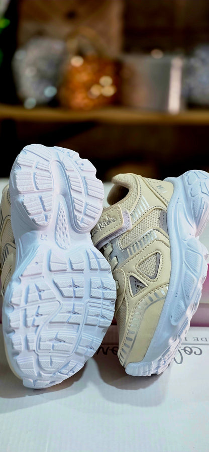 Almera Kids Rahat Kalıp Çocuk Spor Ayakkabı – Beyaz Taban